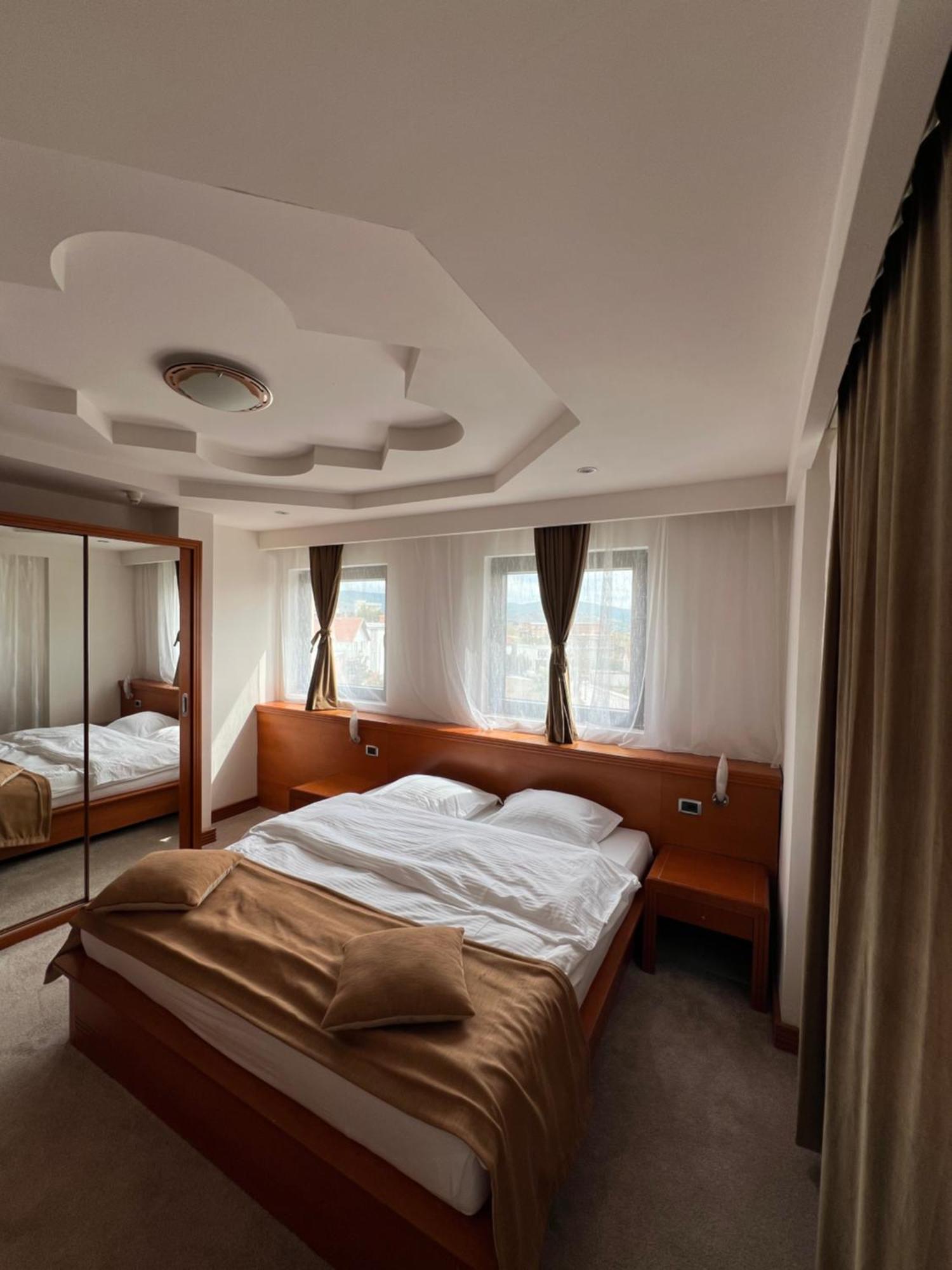 Hotel Princi I Arberit Πρίστινα Εξωτερικό φωτογραφία